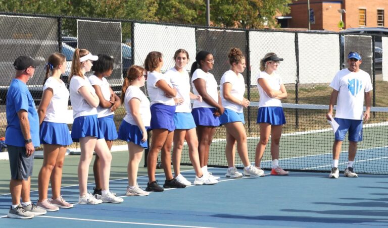 Advantage Zanesville: Improved numbers provide optimism for girls tennis program