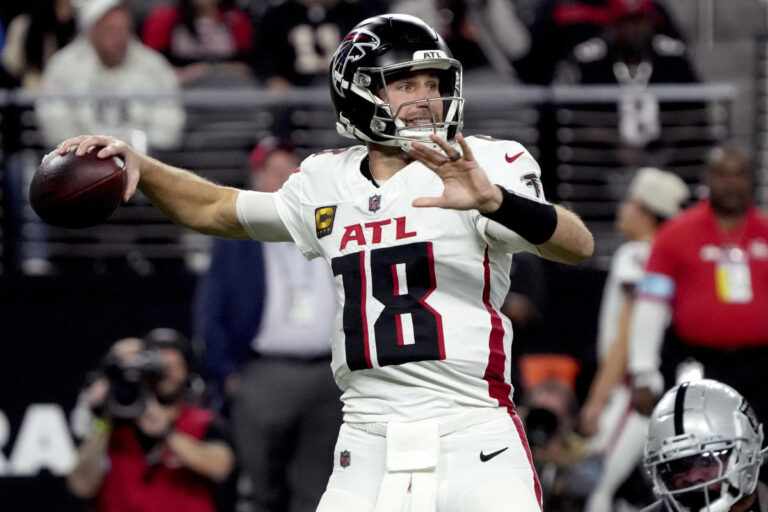 Falcons limp past 2-win Raiders in another tepid effort from offense, Kirk Cousins