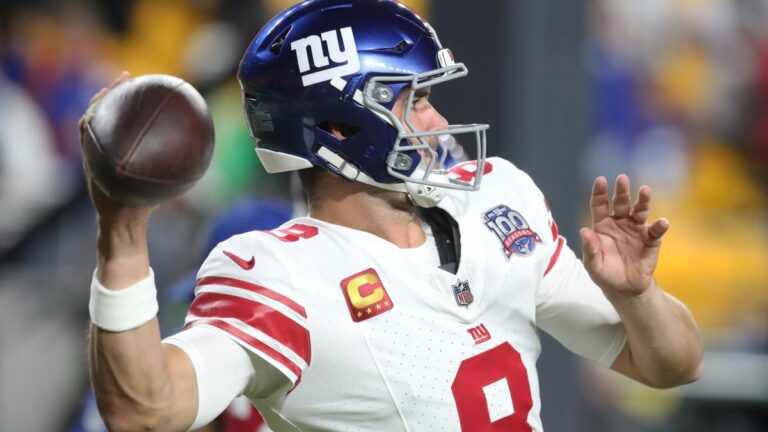 Giants wanted Daniel Jones to stay home, with pay