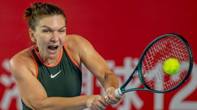 Halep gets wildcard for Australian Open qualifying